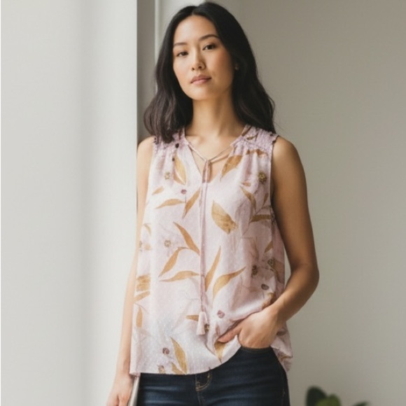 Ted Baker London Tops - Ted Baker ‘JIYLENA’ Floral V-neck Sleeveless Top in Pink Cabana Women’s Size 0